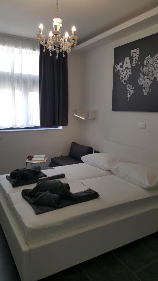 Grey House Apartment Makarska Exterior photo