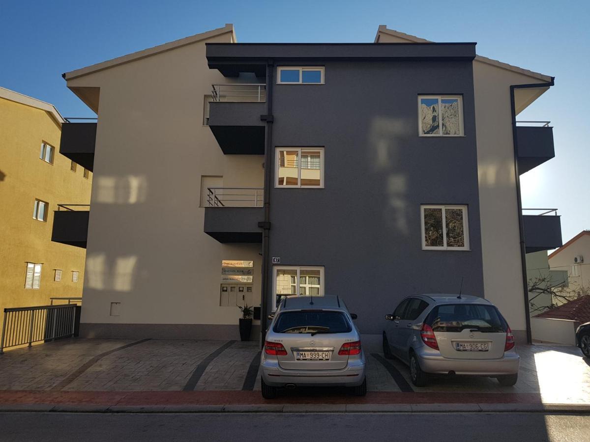 Grey House Apartment Makarska Exterior photo