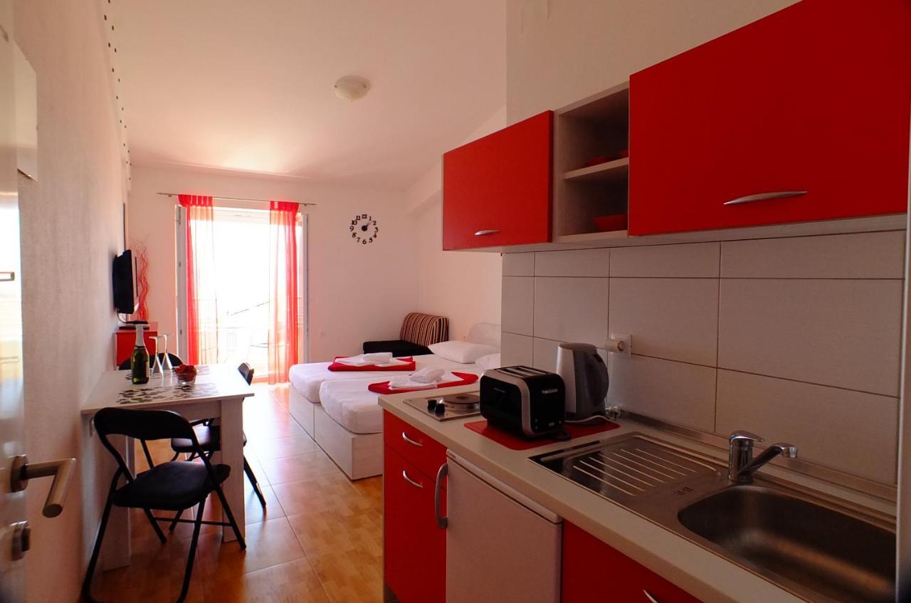 Grey House Apartment Makarska Exterior photo